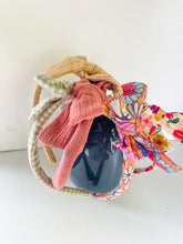 Load image into Gallery viewer, Knotted headbands
