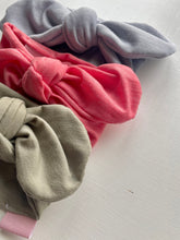Load image into Gallery viewer, Sophia-Rose headband