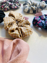 Load image into Gallery viewer, SALE Scrunchies