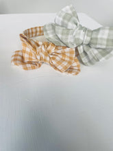 Load image into Gallery viewer, Knotted headbands